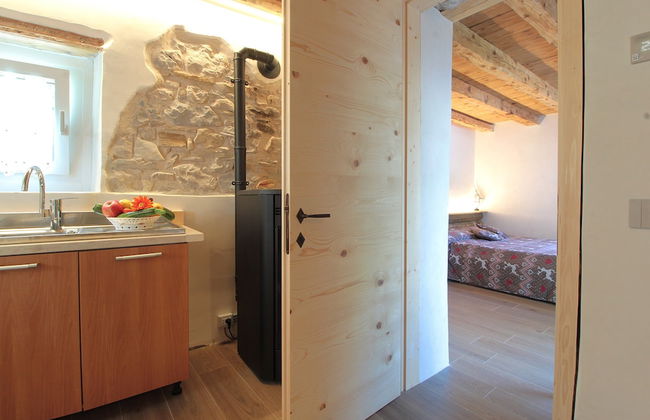 Baita Tersilia Near Lake And Mountain - Photo 21