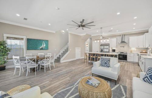 Beach Haven - Brand New Home - Private Pool- Just 300 Feet From The Beach! - Foto 9