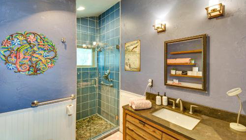 Remodeled Lake Cabin, Stunning Mtn View, New Patio - Foto 2