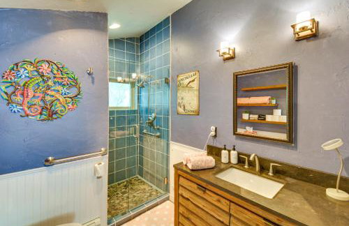 Remodeled Lake Cabin, Stunning Mtn View, New Patio - Foto 2