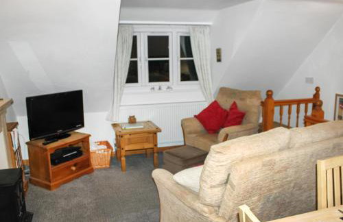 Iris Apartment - Photo 2