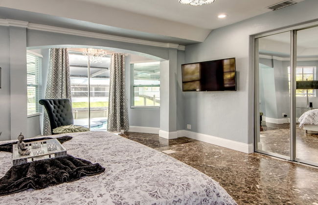 Golden Globe - Luxury on the Canal With Pool spa - Foto 56