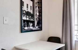 Best location by the Beach ! Free WiFi - TV - All amenities - Foto 26