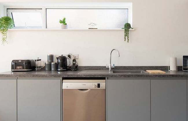 3BR Stylish Home Sea View Walk to East Wittering - Foto 13