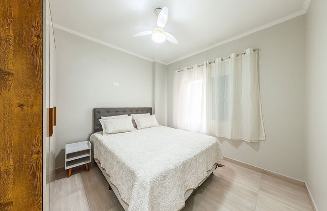 Charmoso Apto com piscina no Caiçara - Foto 3