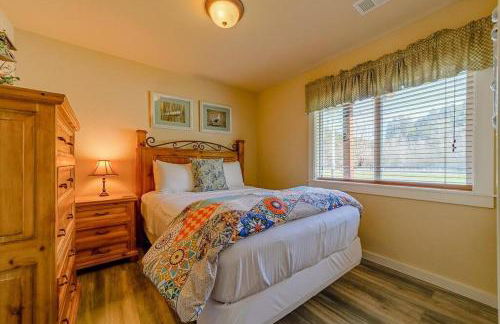 Elk Meadow Cabins 15A Lady Bird Suite - Photo 11