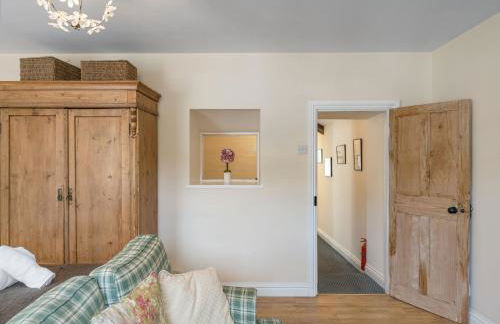 The Boy's Cottage - Photo 17