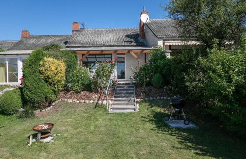 Rosengarten am Feldrand - Foto 1