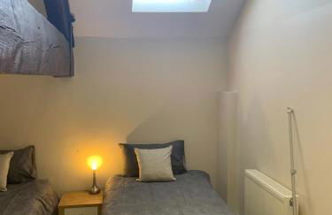 RIVERSIDE APARTMENT IN THE CENTRE - Foto 3