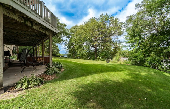 Manor on the River - Whole House - Photo 64