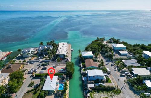 Tiki Time - Waterfront Pool Home, 65` Dock , Direct Ocean Access! - Foto 39