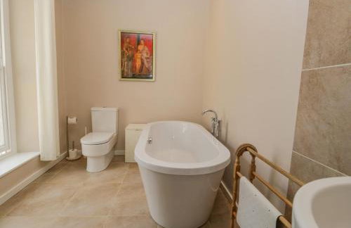 Crow's Nest - Photo 29