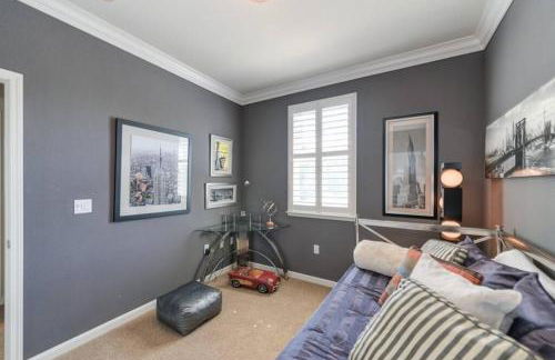 Elegant Natomas Town-home For Business Travelers - Foto 26