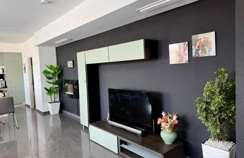 Luxury villa with large swimming pool and outdoor area - Foto 36