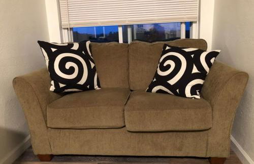 Unwind in a Bright Comfortable Apartment for 3 - Foto 16