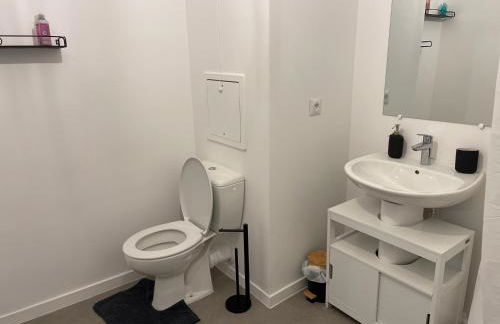 Appartement cosy proche de Paris et sa périphérie-Aéroport CDG-BOURGET-Disneyland - Foto 7