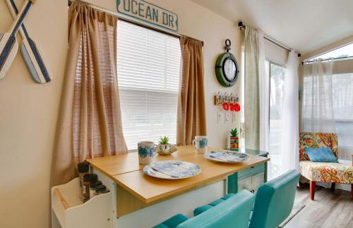 Furnished Deck Waterfront Port Isabel Cottage! - Foto 10