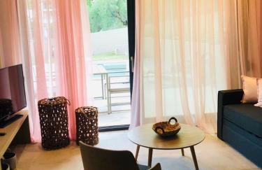 Epos Villas & Luxury Studios - Foto 16