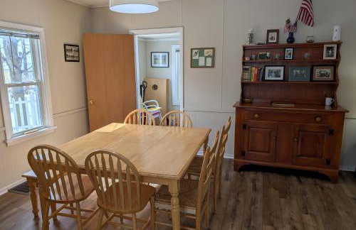 Centennial House - Great Location with Lakeview! - Foto 23