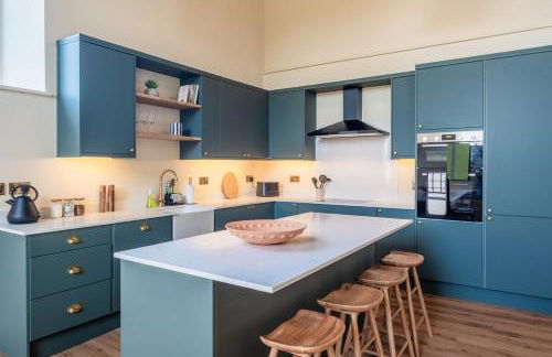 Luxury Riverside Duplex Apartment for 4 - Photo 6