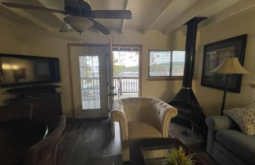 Mountain Harbor Lodge cottage on Lake Ouachita - Foto 11