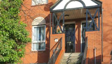 Perfect Central City Location - Parking - 4 Beds - 2 Bedrooms - Foto 5