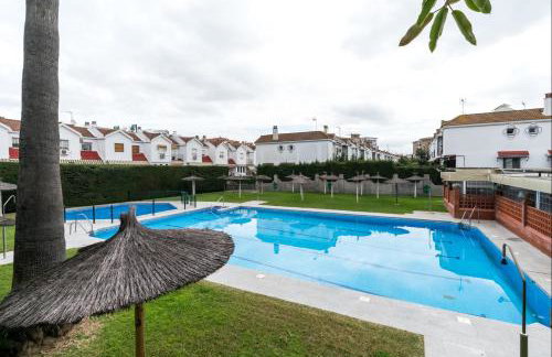 BeHouse Mairena - Photo 1