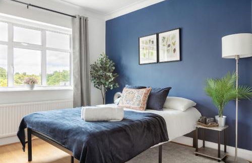 9RA - 4BD House - Wembley Views - Foto 16