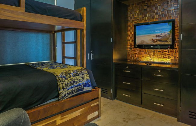 The Elements Oceanfront & Beachside Condo Hotel - Foto 19