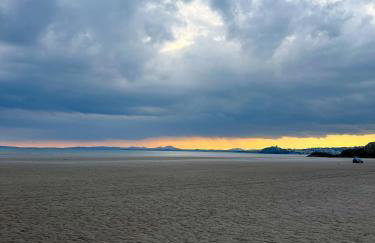 Romantic Chapel Retreat in Snowdonia - Sea Views & Serenity - Foto 33