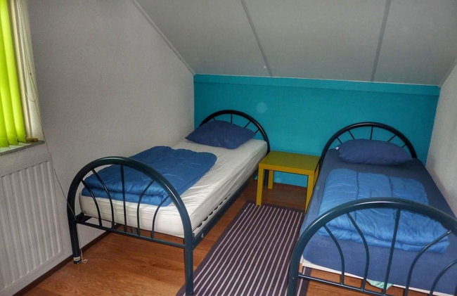 Nice Holiday Home Near Beach - Photo 2