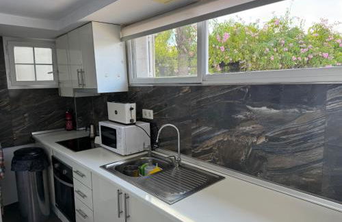 Apto con piscina y barbacoa - Foto 55