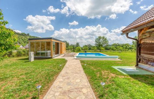 Nice Home In Gospic With Sauna - Photo 12