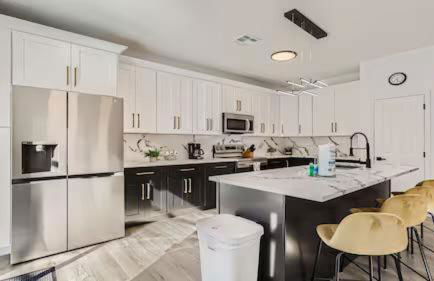 Wonderful 4BD House Private Pool & Near Disney - Foto 19