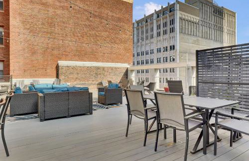 Luxury lofts, Downtown, Playhouse Sq, Near Stadium and Arena, Fire Pit, Rooftop deck, BBQ, Parking -fcfs, Close to EVERYTHIHNG! - Foto 15
