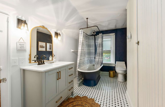 German Charm Suites Sleeps 8! - Foto 28