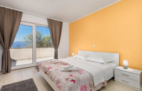 2 Bedroom Lovely Apartment In Viskovo - Photo 5