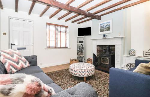 Chestnut Cottage - Photo 2