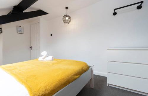 Spacious 4BR Home in Gateshead Sleeps 8 with FREE Parking - Foto 27