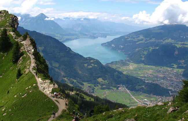 Excursion d'une journée à Interlaken au départ de Lausanne - Photo 2
