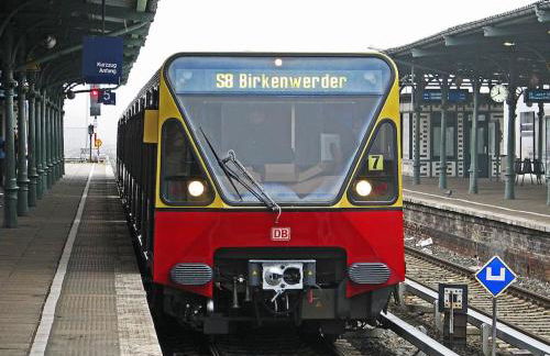 Private Souterrain Apartment in the green of Berlin - Foto 24