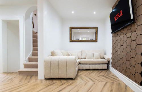 2 Bedroom Cottage-Free Parking - Photo 24