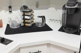 Relaxing Beach Escape - Oceanfront Pool and Tiki - Foto 36