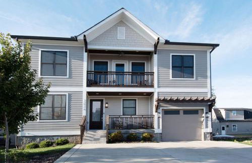 Great Family Home near Downtown - Foto 12