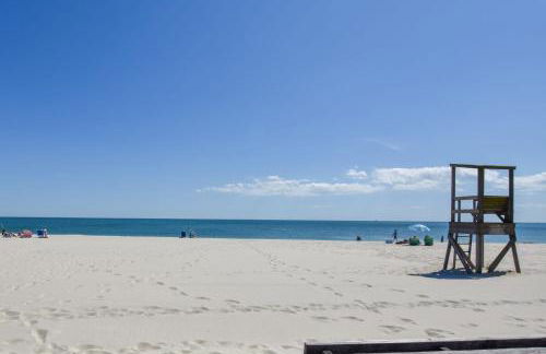 Large Deck Fire Pit Dog Friendly Near Beach - Sleeps 10 - Foto 30