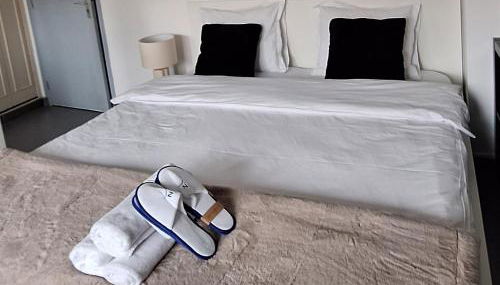 Carnet2voyages Suresnes - Proche Paris, La Défense - Foto 4