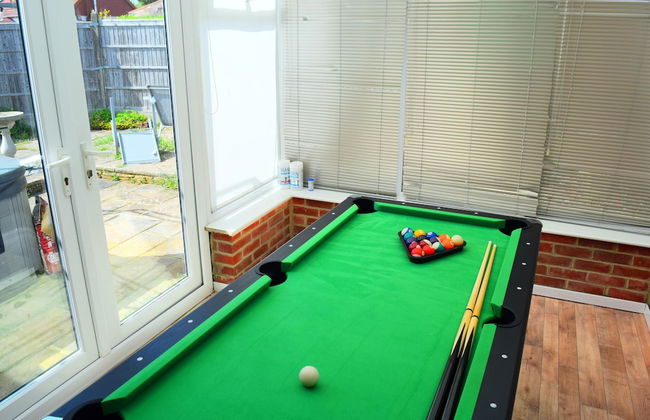 Charming 4-bed Cottage in Hayling Island - Hot Tub - Foto 15