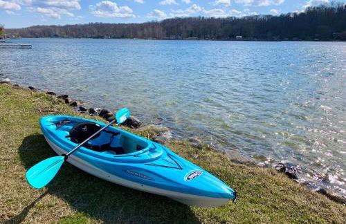 Modern SW Michigan Lakefront Home with Fireplace - Foto 45