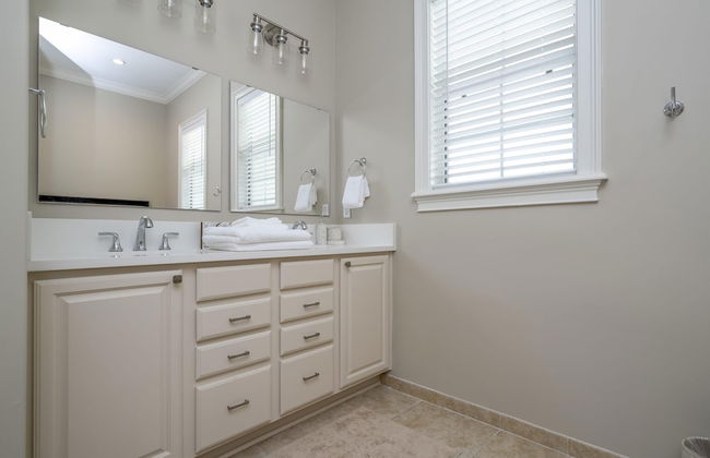 7516 Luxury Home 5BD Perfect for Your Family - Foto 3