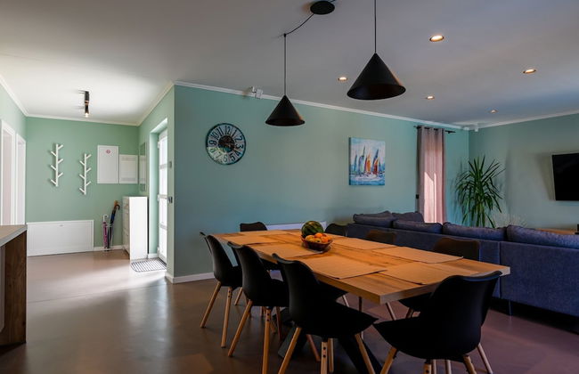 Matohanci Dazzling Villa With Pool - Foto 32